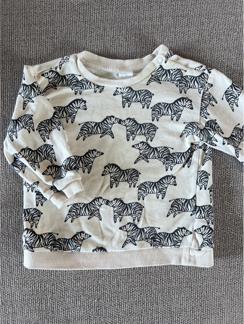 H&M zebra crewneck